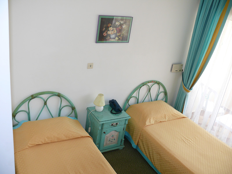 Serenad Hotel